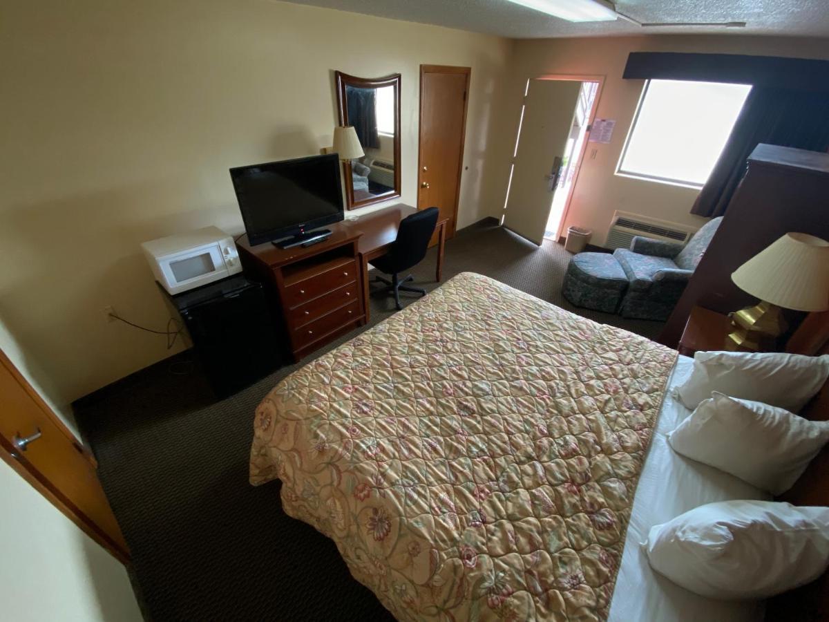 Budget Host Inn - Baxley Exterior foto